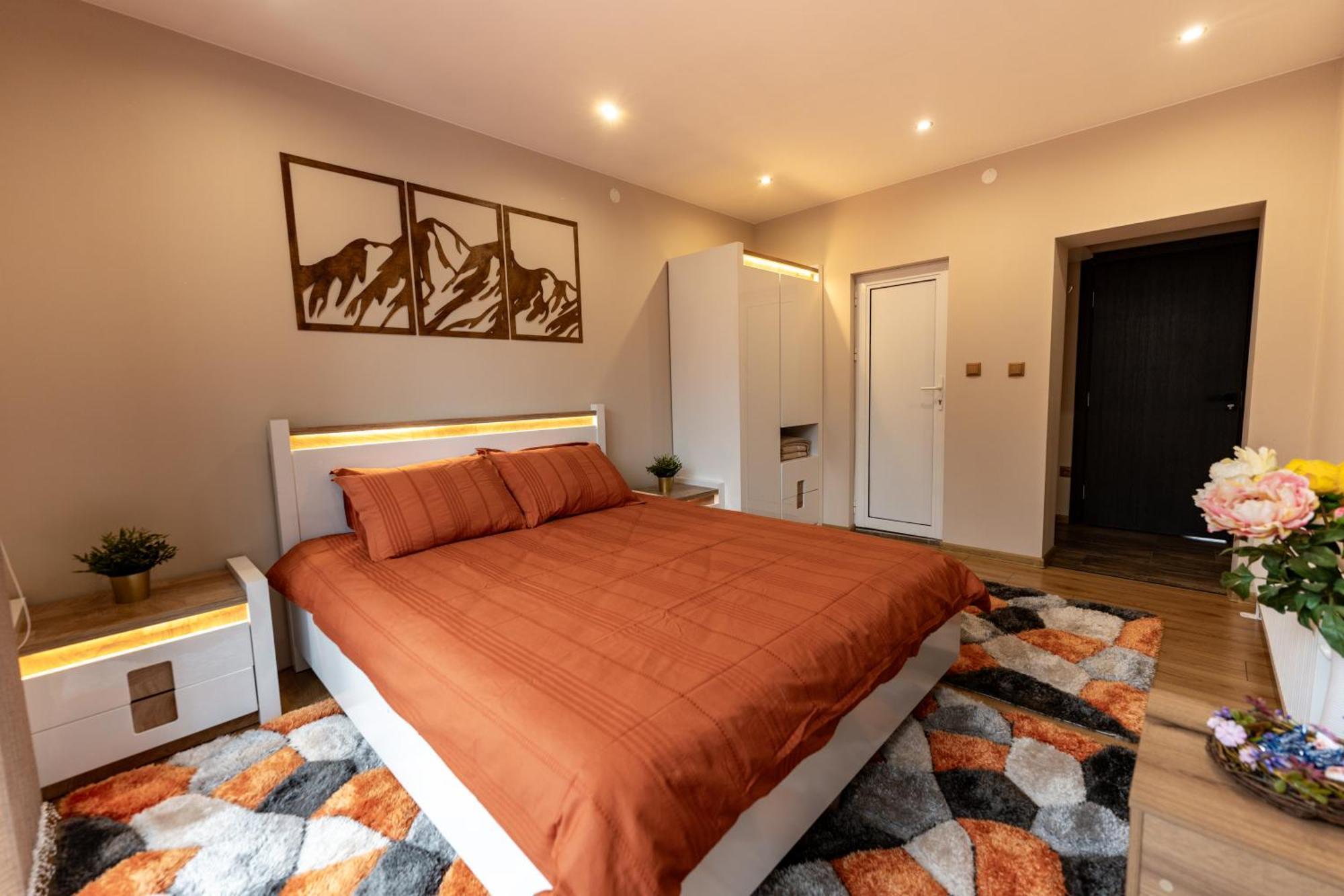 The White Horse Apartments 波罗维茨 外观 照片